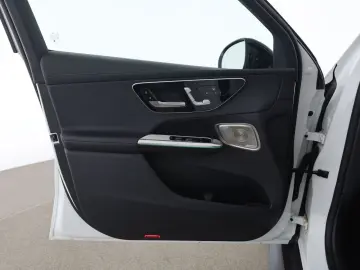 MERCEDES-BENZ GLC 400 e 4M AMG Night Pano AHK HUD Burmester