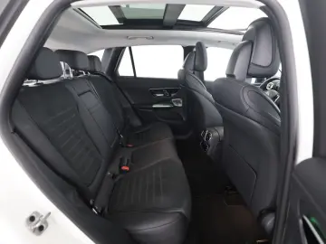 MERCEDES-BENZ GLC 400 e 4M AMG Night Pano AHK HUD Burmester