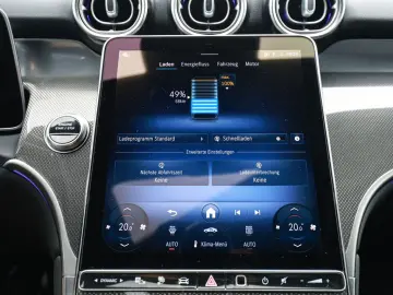 MERCEDES-BENZ GLC 300 de 4M Avantgarde Premium  Distr. LED
