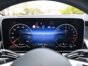 MERCEDES-BENZ GLC 300 de 4M Avantgarde Premium  Distr. LED