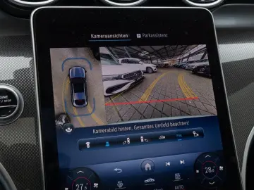 MERCEDES-BENZ GLC 300 e 4M Coupé AMG Digital Pano Burm3D