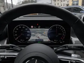 MERCEDES-BENZ GLC 300 e 4M Coupé AMG Digital Pano Burm3D