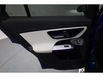 MERCEDES-BENZ GLC 300 4M Cp. PremPlus Technik HAL Carbon