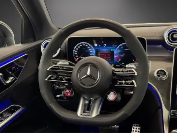 MERCEDES-BENZ GLC 43 AMG 4M 360  AHK Pano Digital Light 21