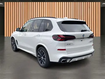 BMW X5 xDrive 30d M Sport UPE 114.000€ SkyLounge