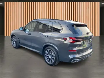 BMW X5 M60 i xDrive NP 144.000€ SkyLounge