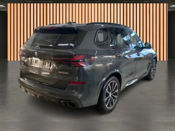 BMW X5 M60 i xDrive NP 143.000€