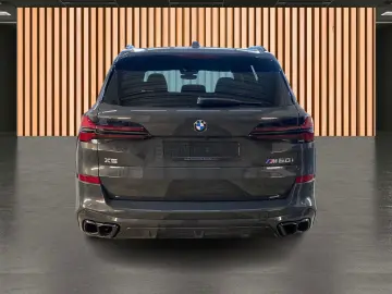 BMW X5 M60 i xDrive NP 143.000€