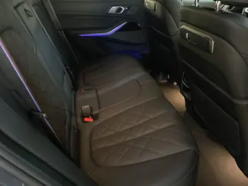 BMW X5 M60 i xDrive NP 143.000€