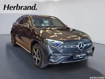 MERCEDES-BENZ GLC 300 e 4M AMG Coupé  AHK Pano BURM 360