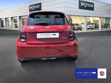 FIAT 500e La Prima 42 kWh 500e La Prima
