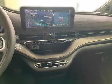 FIAT 500e 118PS  Giorgio Armani  Leder Navi