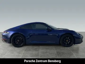 PORSCHE 911 Carrera