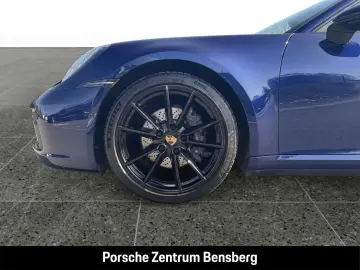 PORSCHE 911 Carrera