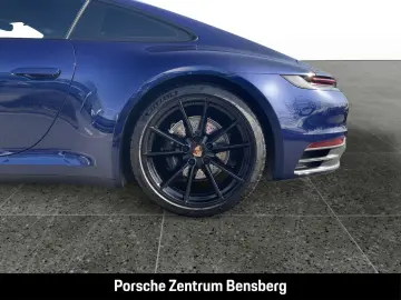 PORSCHE 911 Carrera
