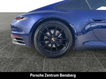 PORSCHE 911 Carrera