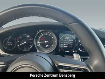 PORSCHE 911 Carrera