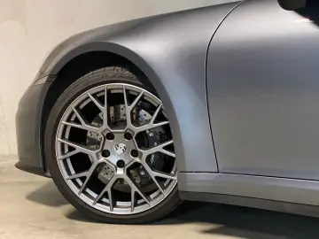 PORSCHE 992 (911) Carrera   BOSE   Sportabgas   Privacy