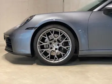 PORSCHE 992 (911) Carrera   BOSE   Sportabgas   Privacy