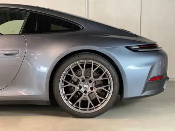 PORSCHE 992 (911) Carrera   BOSE   Sportabgas   Privacy