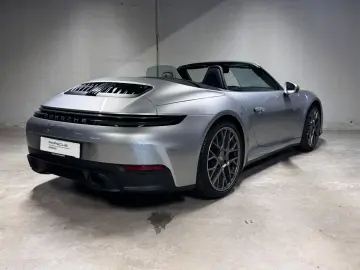 PORSCHE 992 (911) Carrera Cabrio   Sportabgas   BOSE