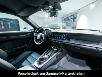 PORSCHE 992 911 Carrera Cabriolet Sportabgas LenkradHZG