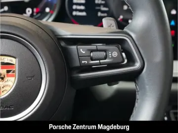 PORSCHE 992 (911) Carrera Cabriolet BOSE SHZ SPORTABGAS