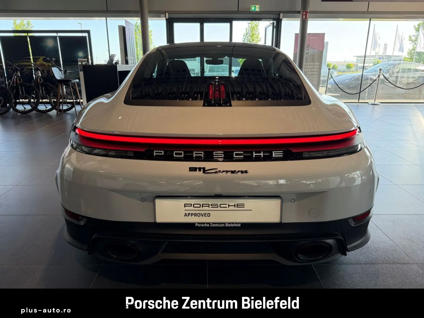 PORSCHE 992 911 Carrera Sportabgas BOSE Sitzbelüftung