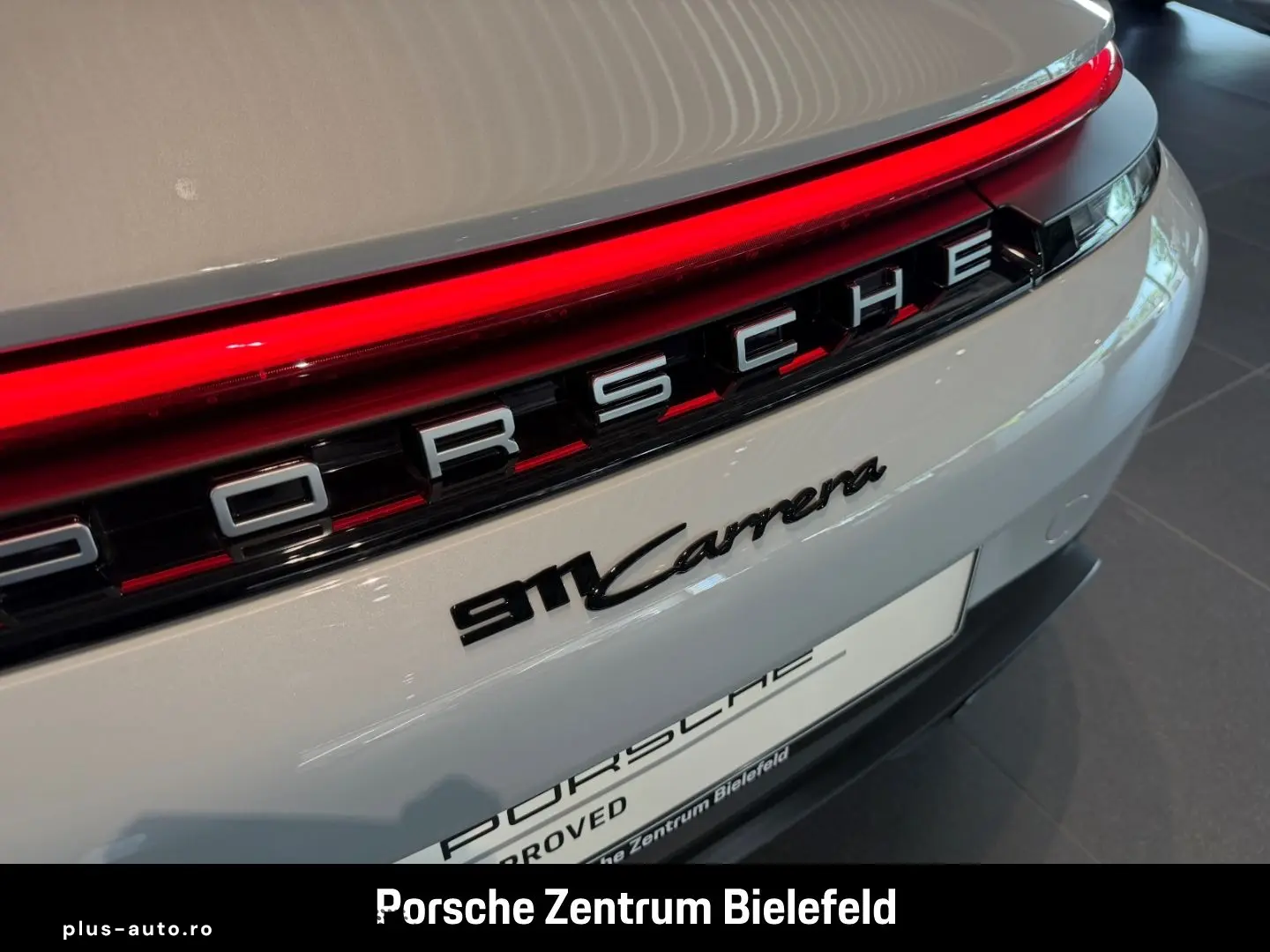 PORSCHE 992 911 Carrera Sportabgas BOSE Sitzbelüftung