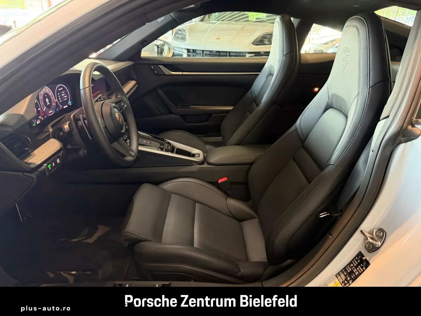 PORSCHE 992 911 Carrera Sportabgas BOSE Sitzbelüftung