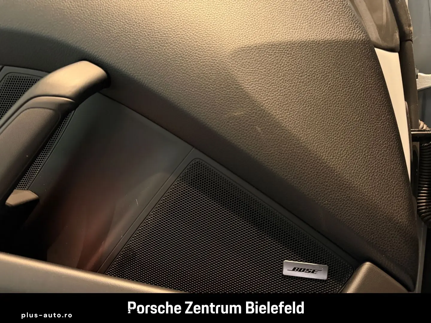 PORSCHE 992 911 Carrera Sportabgas BOSE Sitzbelüftung