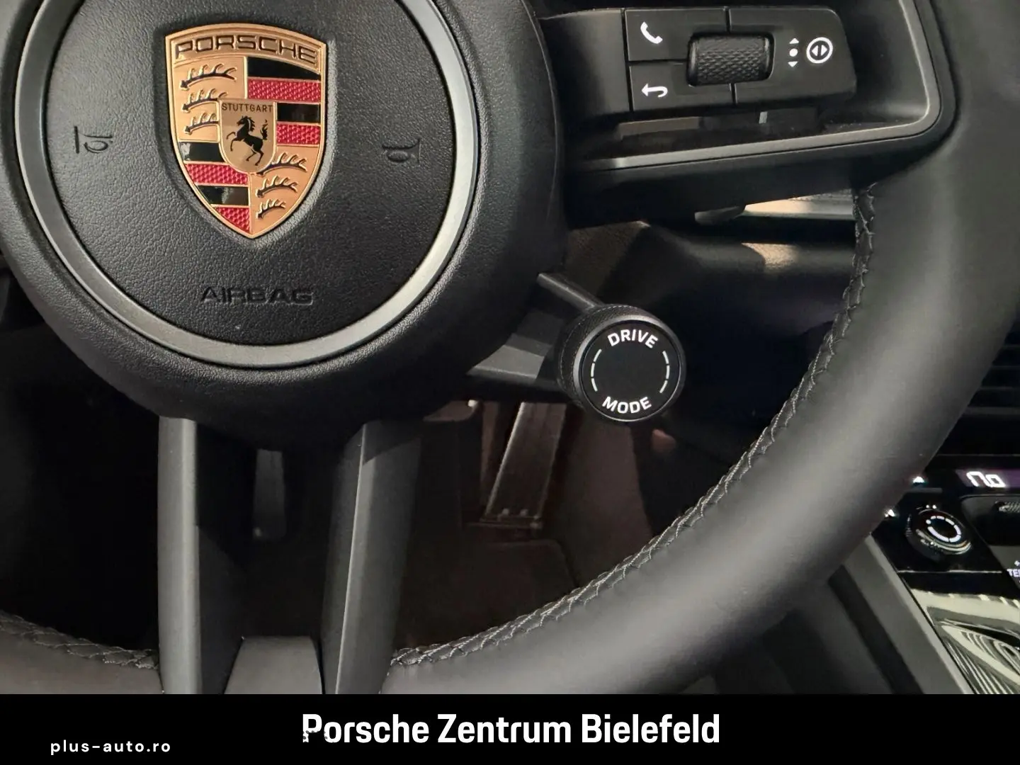 PORSCHE 992 911 Carrera Sportabgas BOSE Sitzbelüftung
