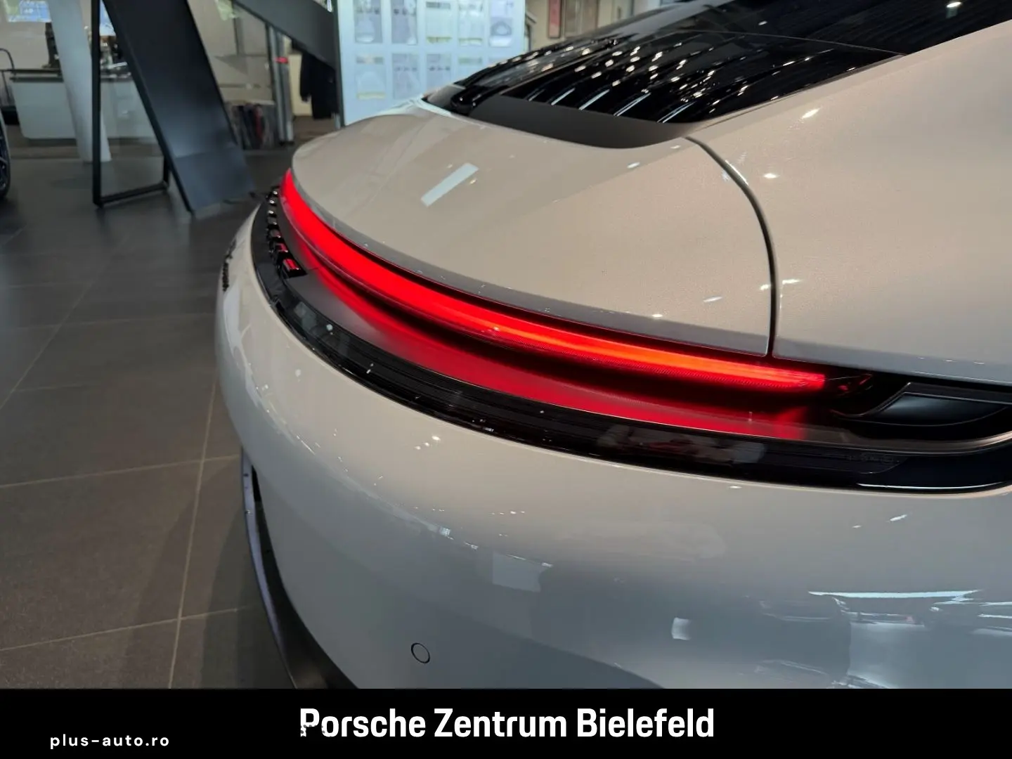 PORSCHE 992 911 Carrera Sportabgasanlage BOSE 21-Zoll