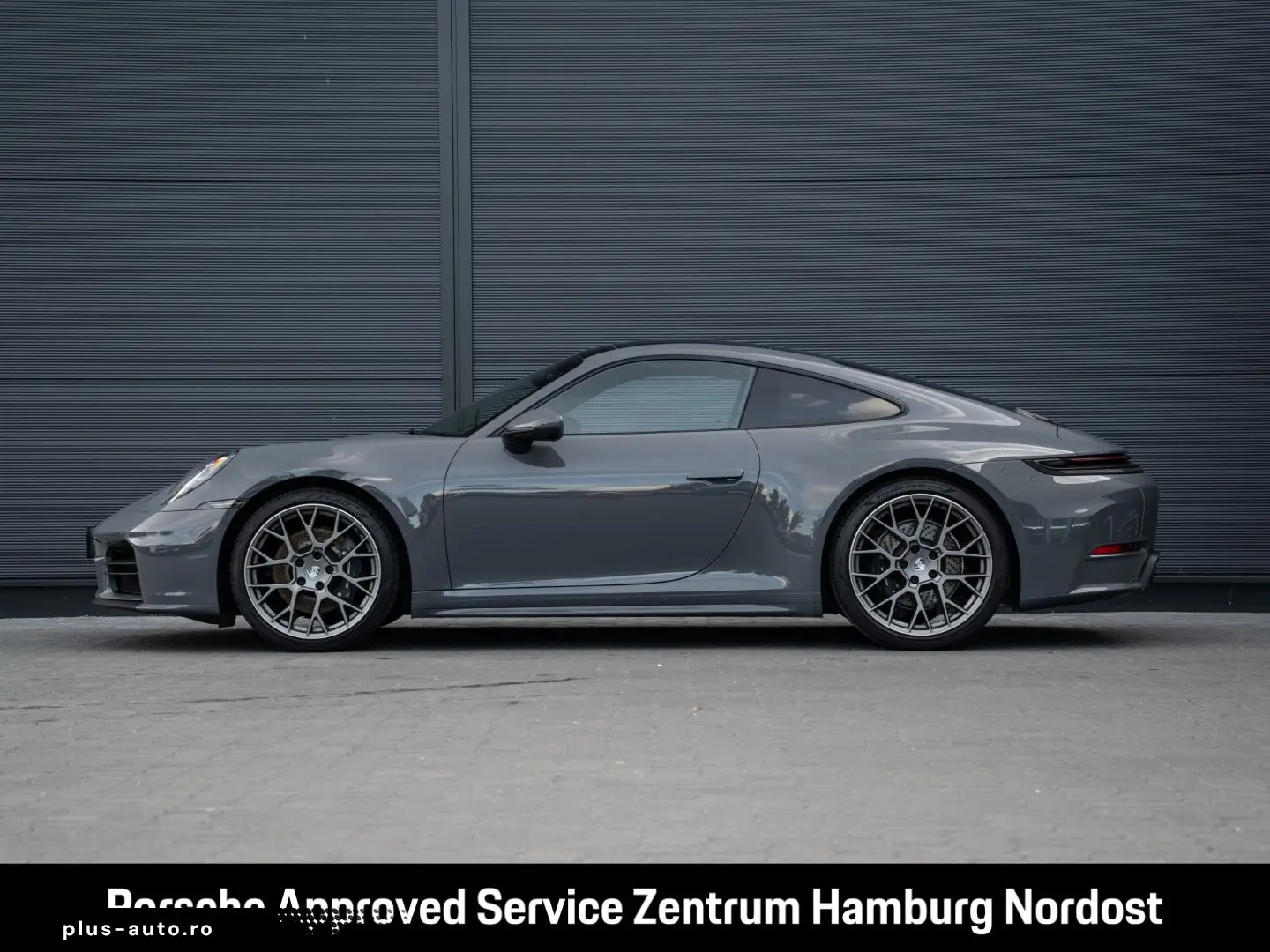 PORSCHE 992 -2 (911) Carrera BOSE InnoDrive Servo-Plus