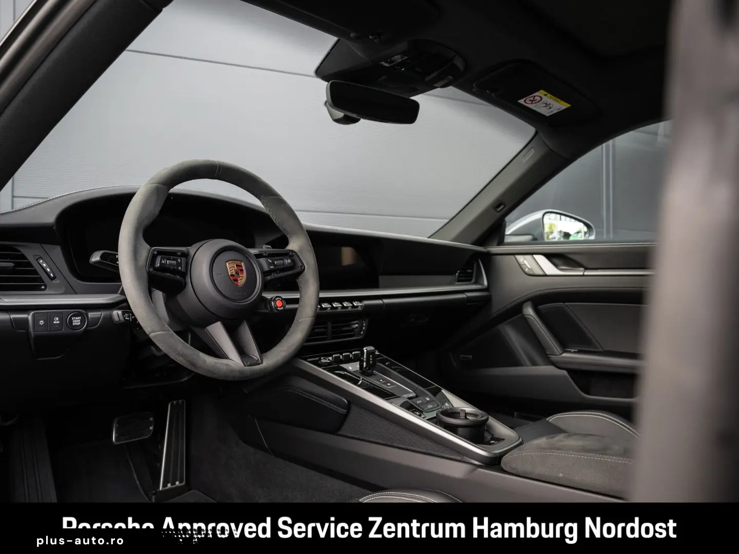 PORSCHE 992 -2 (911) Carrera BOSE InnoDrive Servo-Plus
