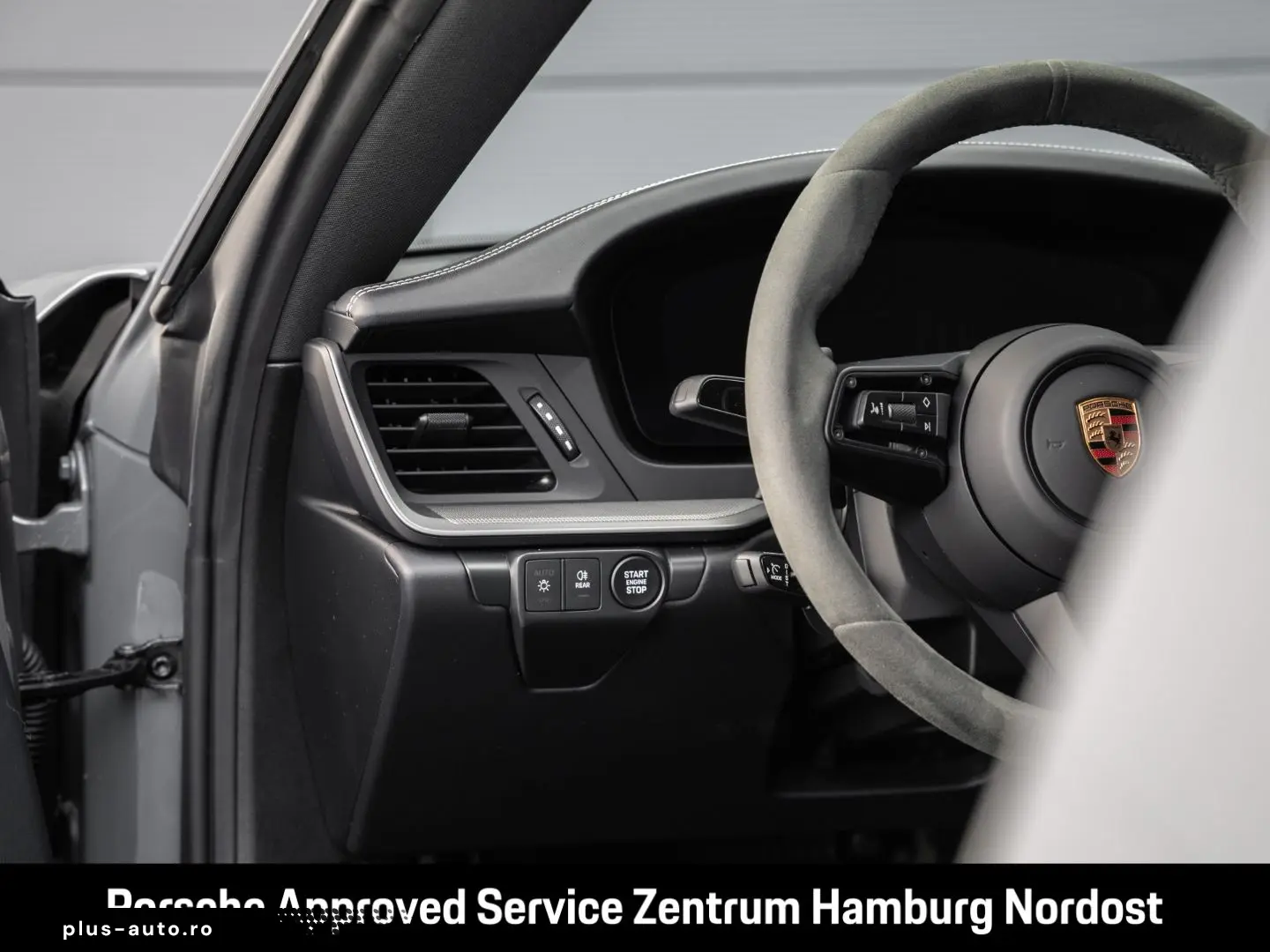 PORSCHE 992 -2 (911) Carrera BOSE InnoDrive Servo-Plus