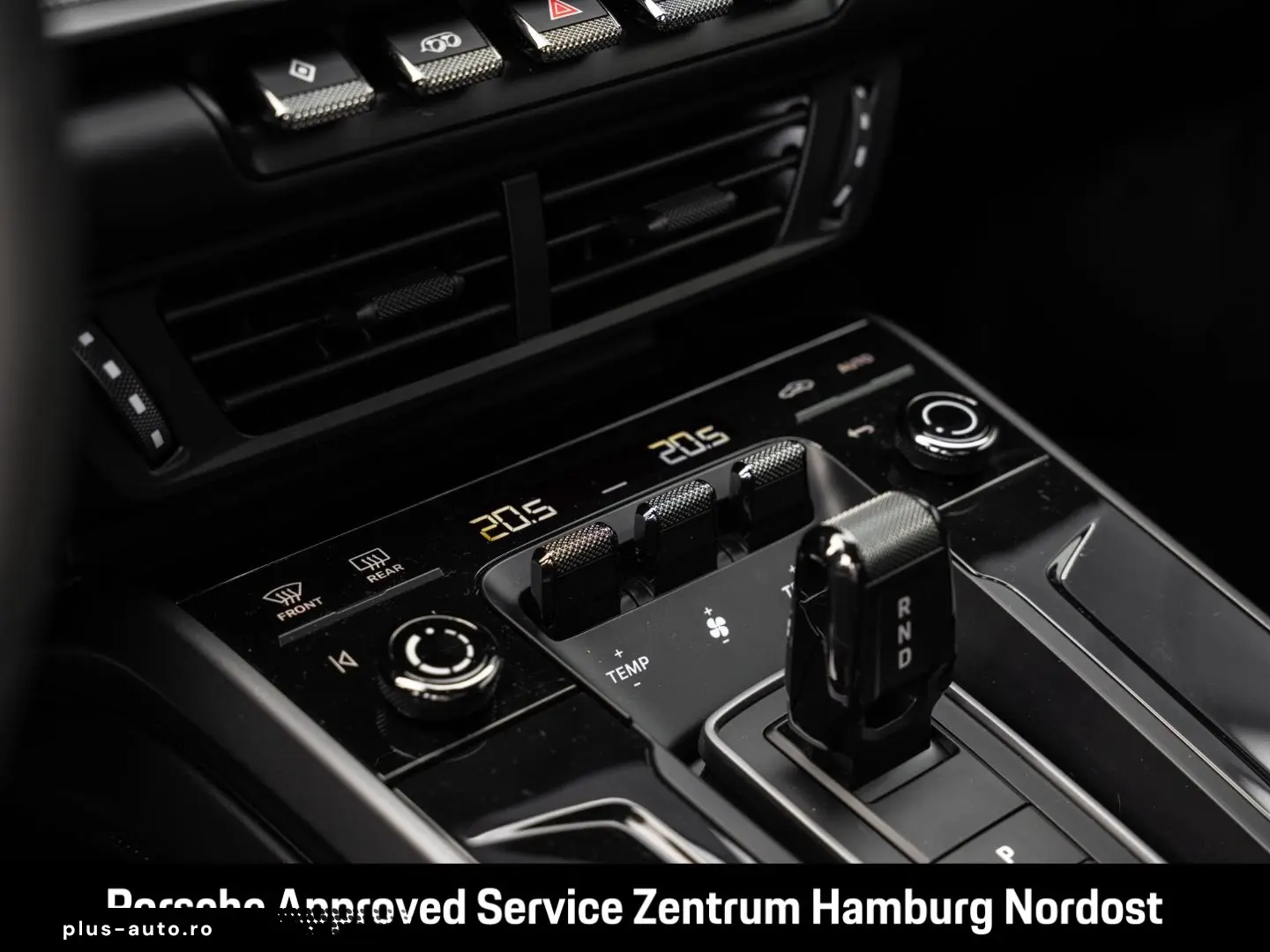 PORSCHE 992 -2 (911) Carrera BOSE InnoDrive Servo-Plus
