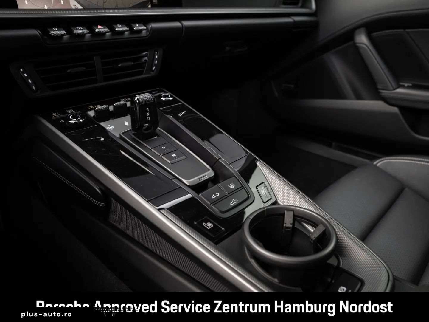 PORSCHE 992 -2 (911) Carrera BOSE InnoDrive Servo-Plus