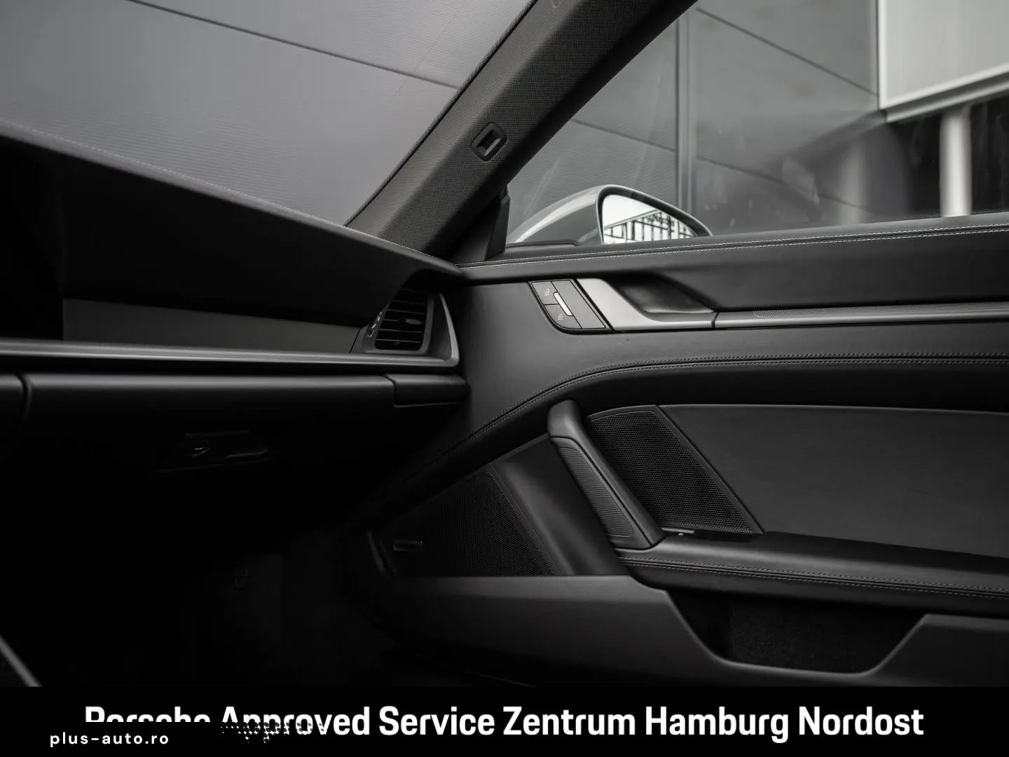 PORSCHE 992 -2 (911) Carrera BOSE InnoDrive Servo-Plus