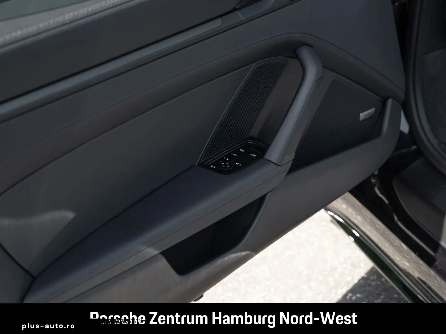 PORSCHE 992 -2 (911) Carrera Cabriolet BOSE Servolenkung