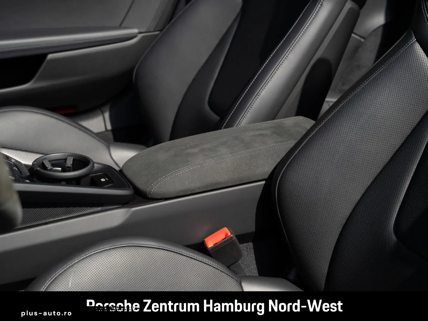 PORSCHE 992 -2 (911) Carrera Cabriolet BOSE Servolenkung