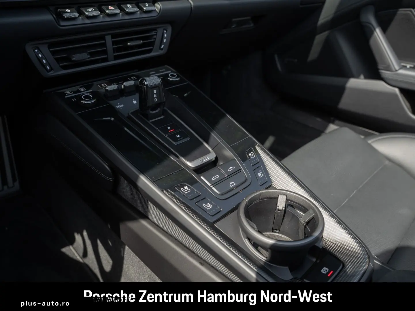 PORSCHE 992 -2 (911) Carrera Cabriolet BOSE Servolenkung