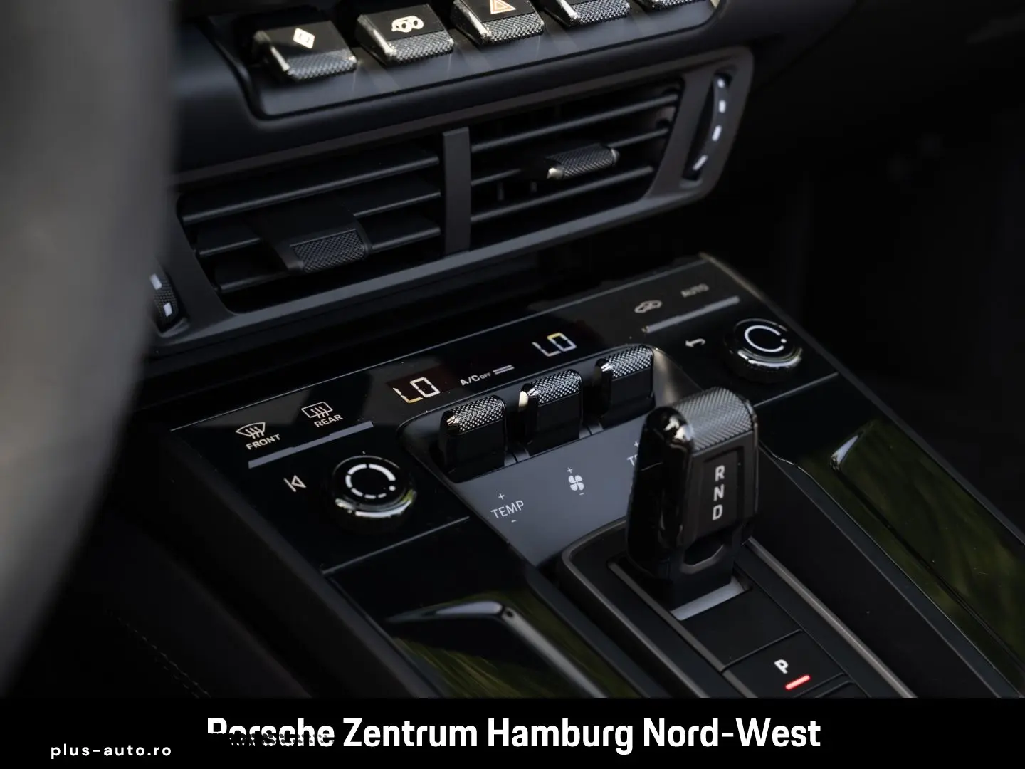 PORSCHE 992 -2 (911) Carrera Cabriolet BOSE Servolenkung