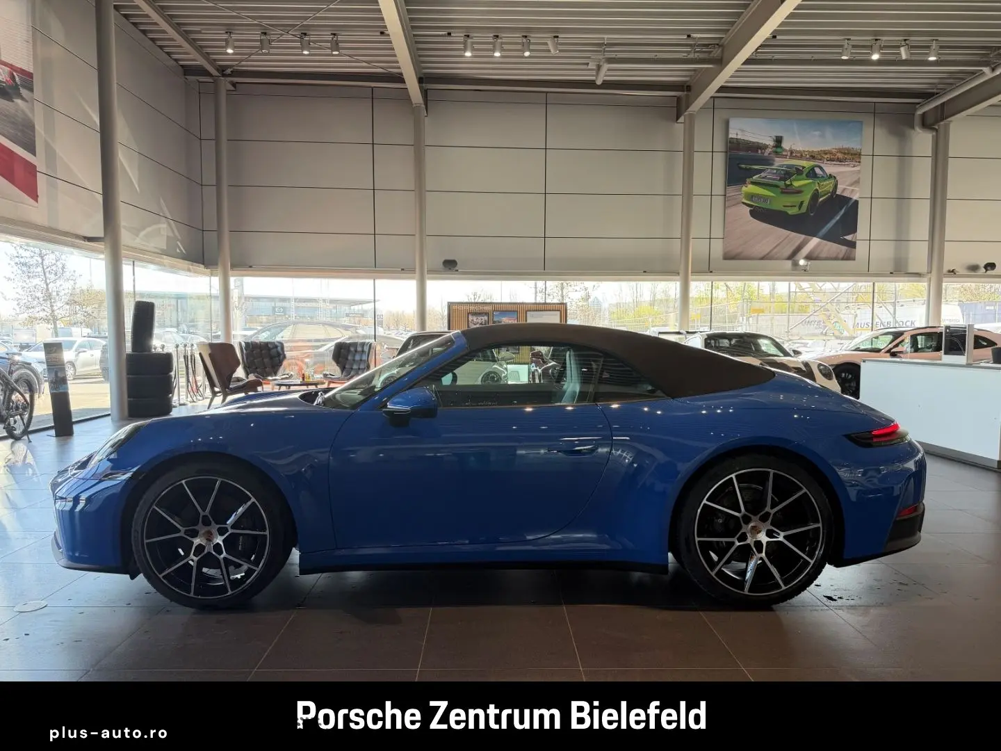 PORSCHE 992 911 Carrera Cabrio Sportabgas Surround-View