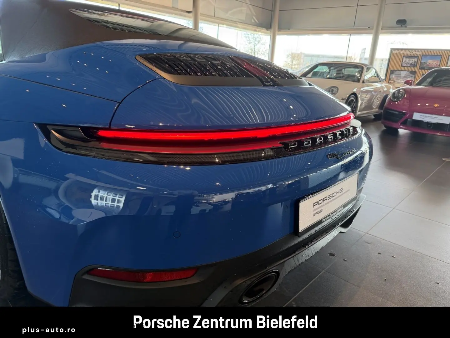 PORSCHE 992 911 Carrera Cabrio Sportabgas Surround-View