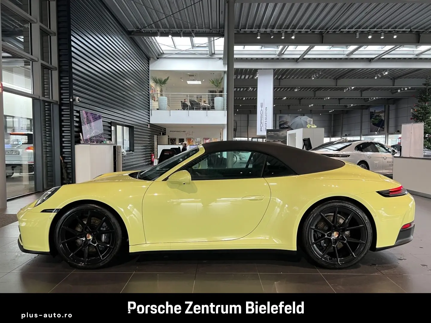 PORSCHE 992 911 Carrera Cabriolet InnoDrive Sportabgas