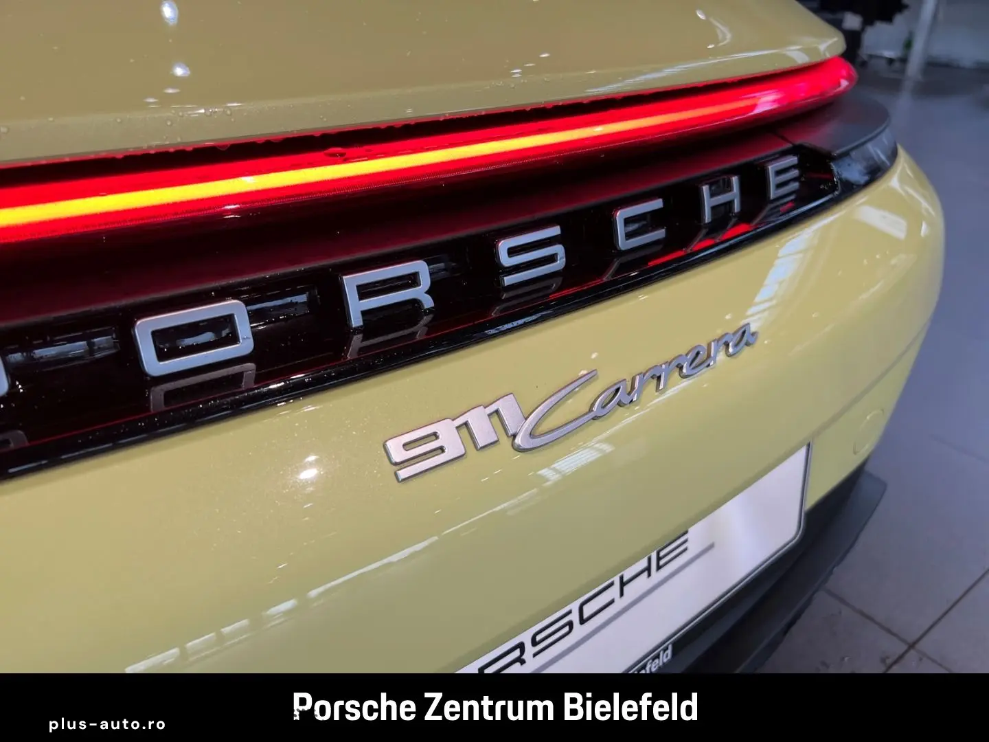 PORSCHE 992 911 Carrera Cabriolet InnoDrive Sportabgas