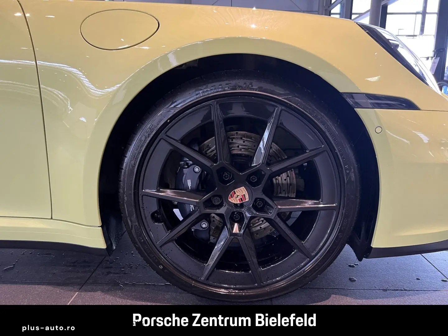 PORSCHE 992 911 Carrera Cabriolet InnoDrive Sportabgas