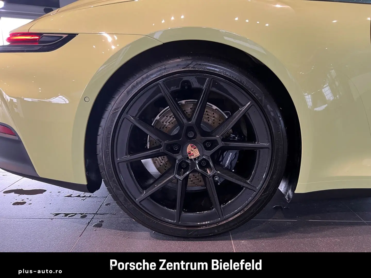 PORSCHE 992 911 Carrera Cabriolet InnoDrive Sportabgas