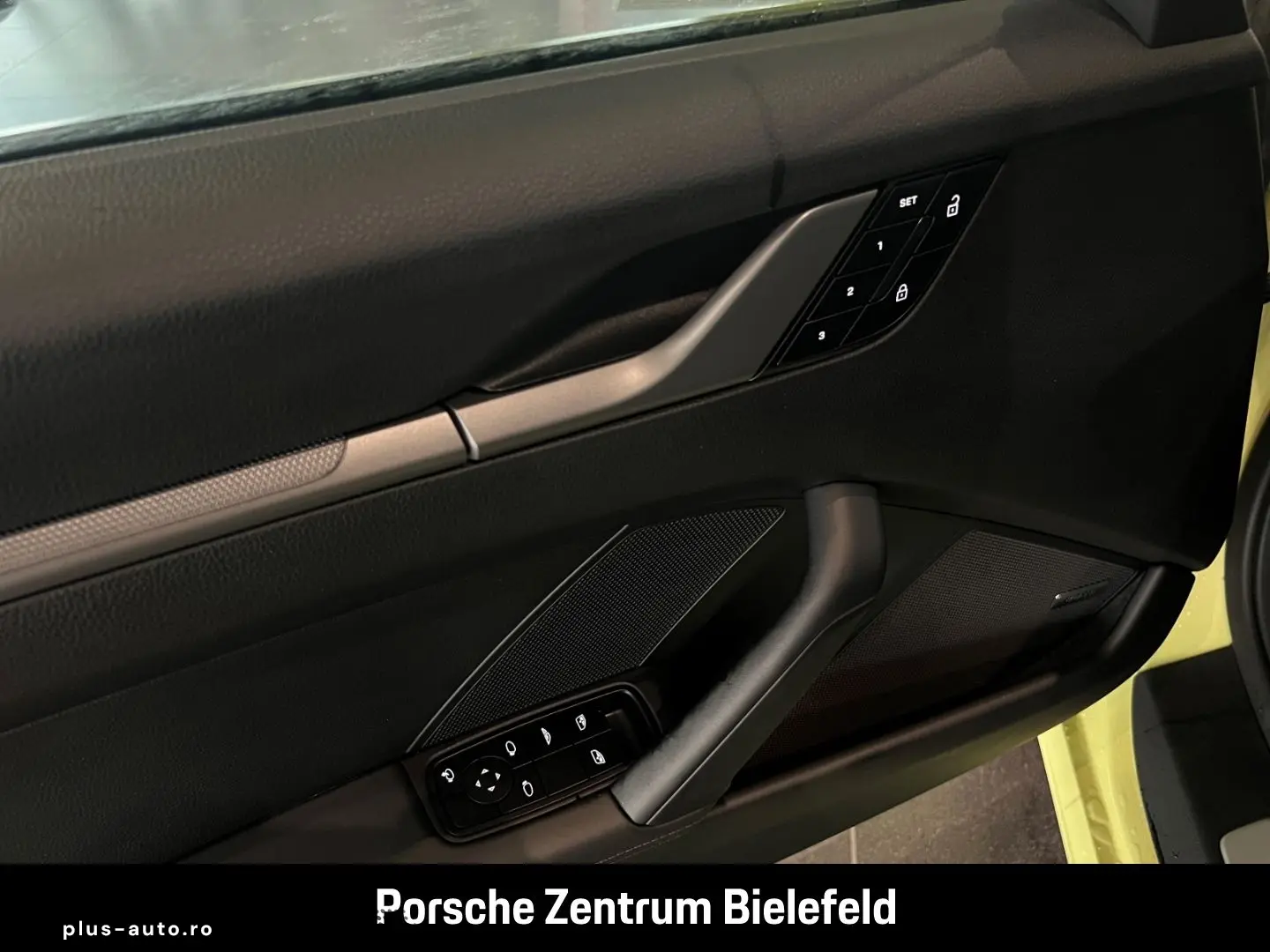 PORSCHE 992 911 Carrera Cabriolet InnoDrive Sportabgas